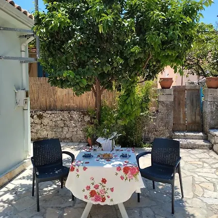 Дом отдыха Sweet Of Kefalonia *